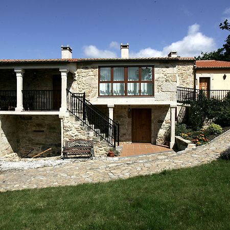 הוסטל Os Casares Casa Da Botica A Estrada מראה חיצוני תמונה