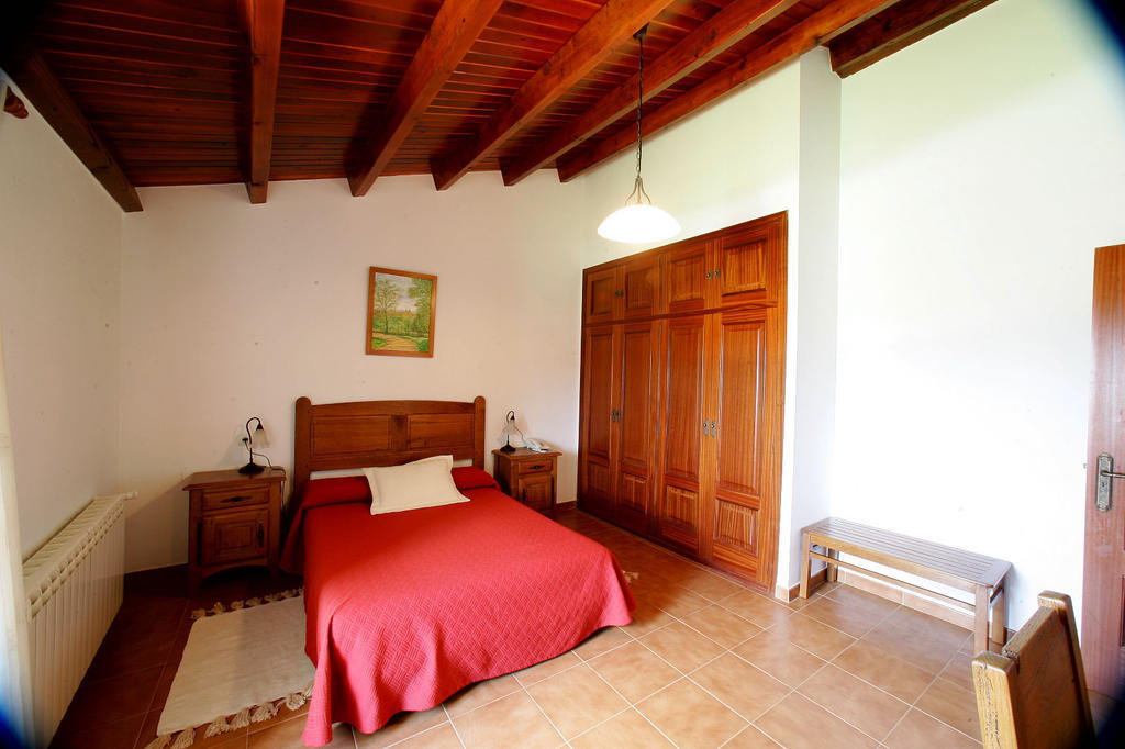 הוסטל Os Casares Casa Da Botica A Estrada חדר תמונה