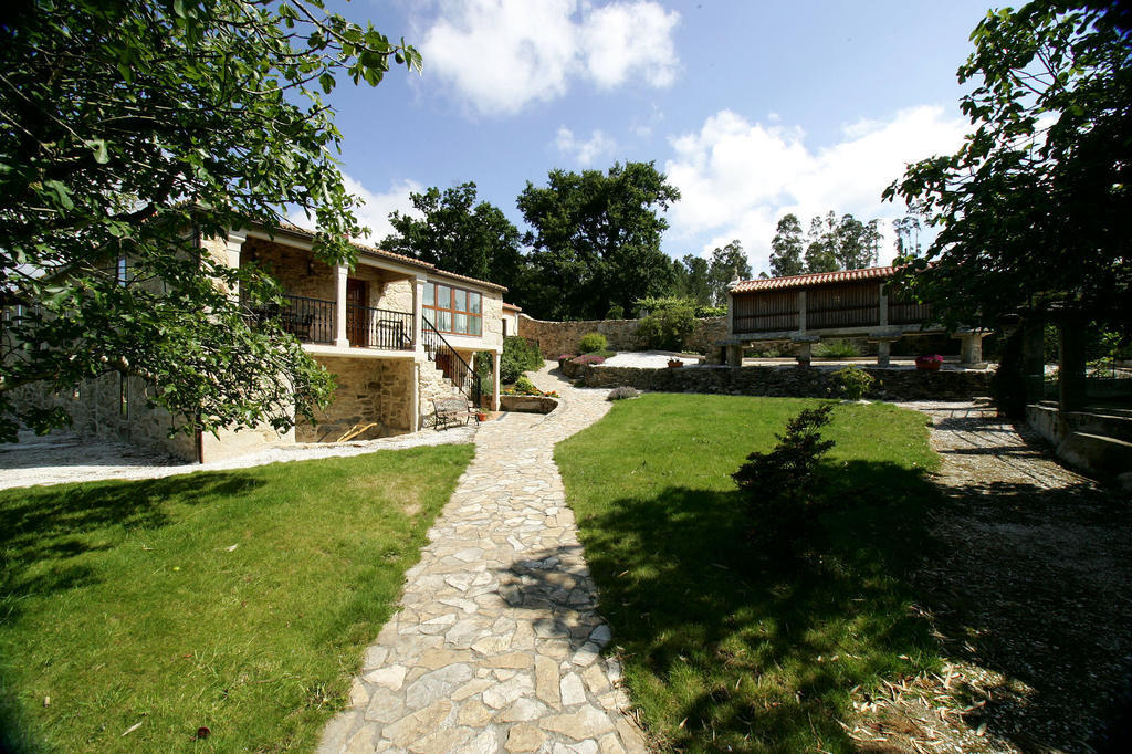 הוסטל Os Casares Casa Da Botica A Estrada מראה חיצוני תמונה