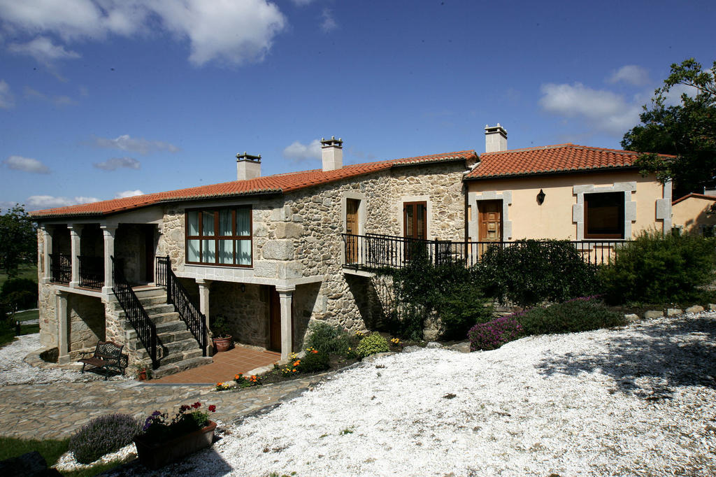 הוסטל Os Casares Casa Da Botica A Estrada מראה חיצוני תמונה