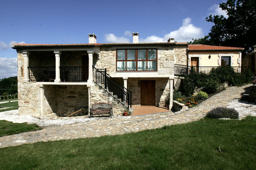 הוסטל Os Casares Casa Da Botica A Estrada מראה חיצוני תמונה