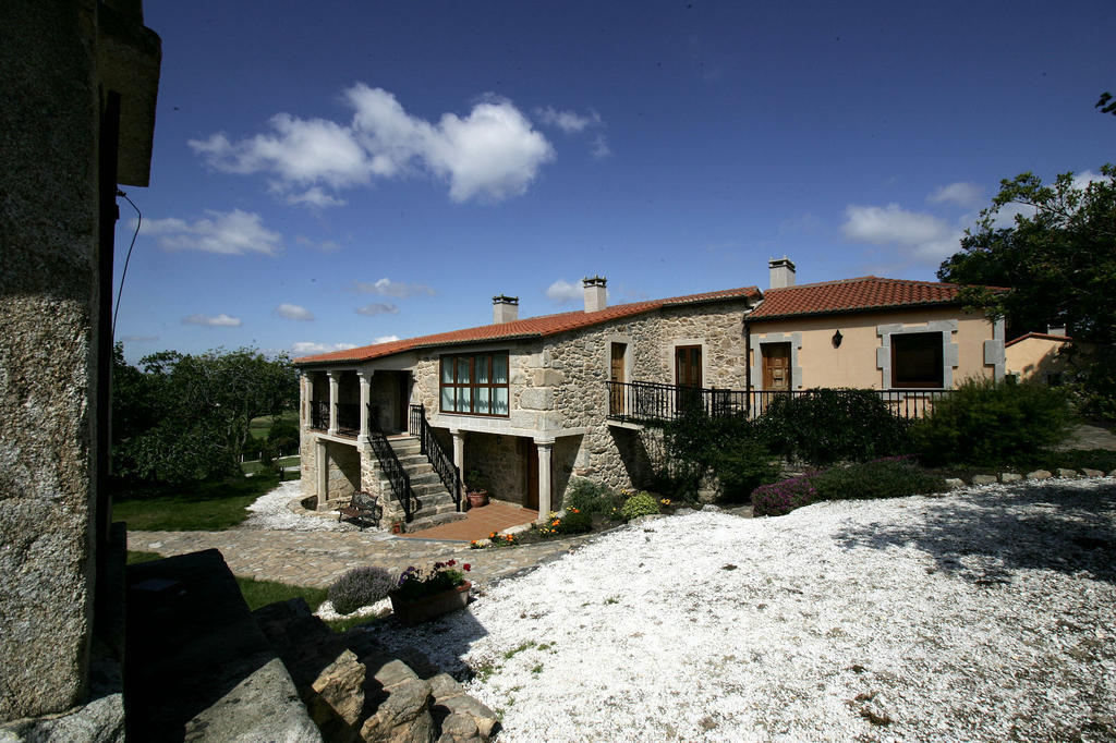 הוסטל Os Casares Casa Da Botica A Estrada מראה חיצוני תמונה